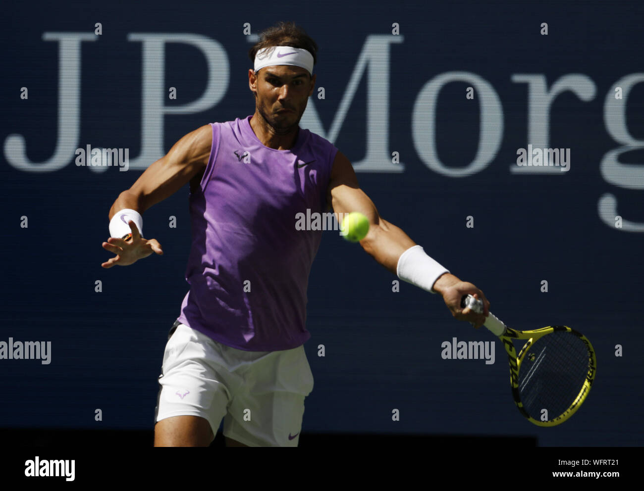 New York, USA. Août 31, 2019. Rafael Triumph Tippa d'Espagne frappe un coup droit à Chung Ho de Corée du Sud au troisième tour de l'Arthur Ashe Stadium à l'US Open 2019 Tennis Championships à l'USTA Billie Jean King National Tennis Center le Samedi, 31 août, 2019 à New York. Credit : UPI/Alamy Live News Banque D'Images