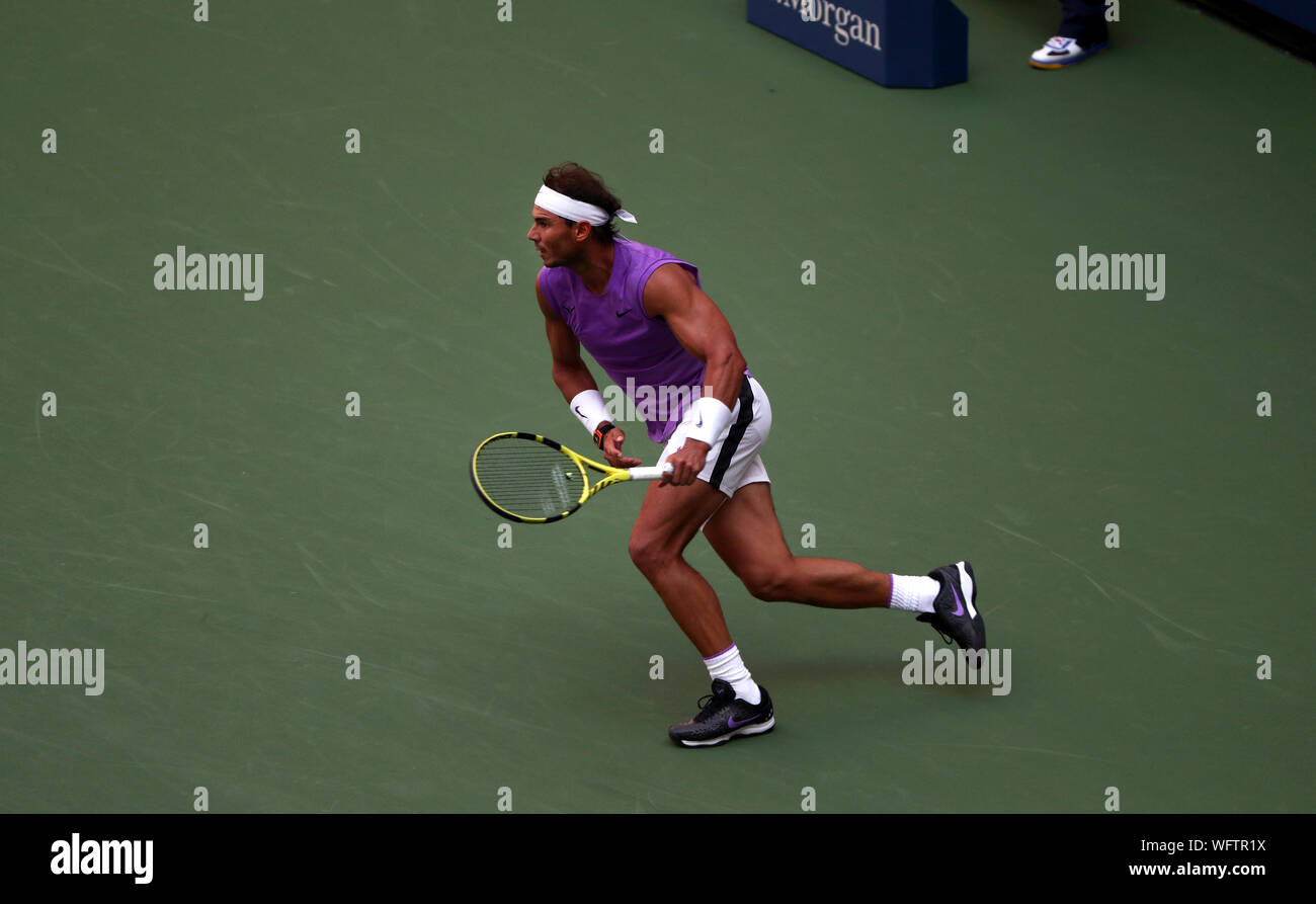 New York, États-Unis. Août 31, 2019. Flushing Meadows, New York, USA. Le 31 août 2019. Numéro 2 des semences, de l'Espagne de Rafael Nadal en action contre Ho Chung de Morée lors de leur troisième match à l'US Open à Flushing Meadows, New York. Nadal a remporté le match en 5 sets. Crédit : Adam Stoltman/Alamy Live News Banque D'Images