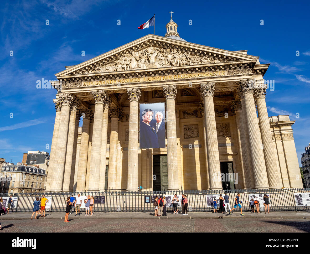 Paris, France - 28 juillet 2018 : le Panthéon à Paris pour une belle journée d'été. Le Panthéon est un bâtiment néoclassique du quartier Latin à Paris. Banque D'Images