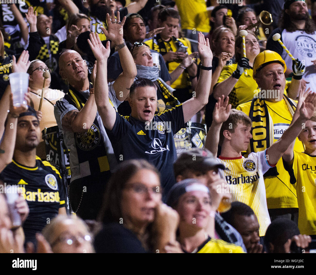 Columbus, Ohio, USA. 31 août, 2019. Columbus Crew SC partisans applaudir leur équipe contre Chicago Fire dans leur match à Mapfre Stadium. Credit : Brent Clark/Alamy Live News Banque D'Images
