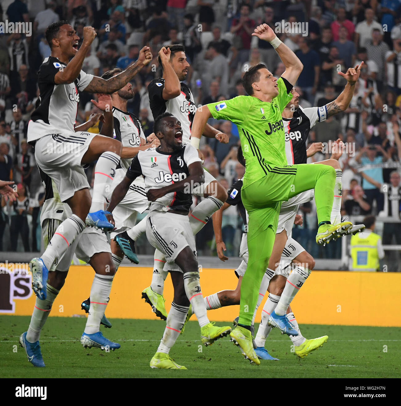 Turin, Italie. Août 31, 2019. Les joueurs de la Juventus FC célèbrent à la fin de la série un match de foot entre FC Juventus de Turin et Naples, Italie, le 31 août 2019. Credit : Alberto Lingria/Xinhua Banque D'Images