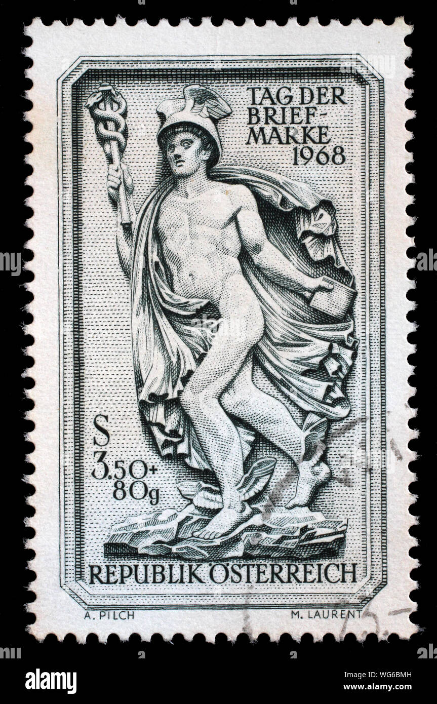 Timbres en Autriche montre 'Messenger secours façade des dieux', Wien Vienne, circa 1968. Banque D'Images