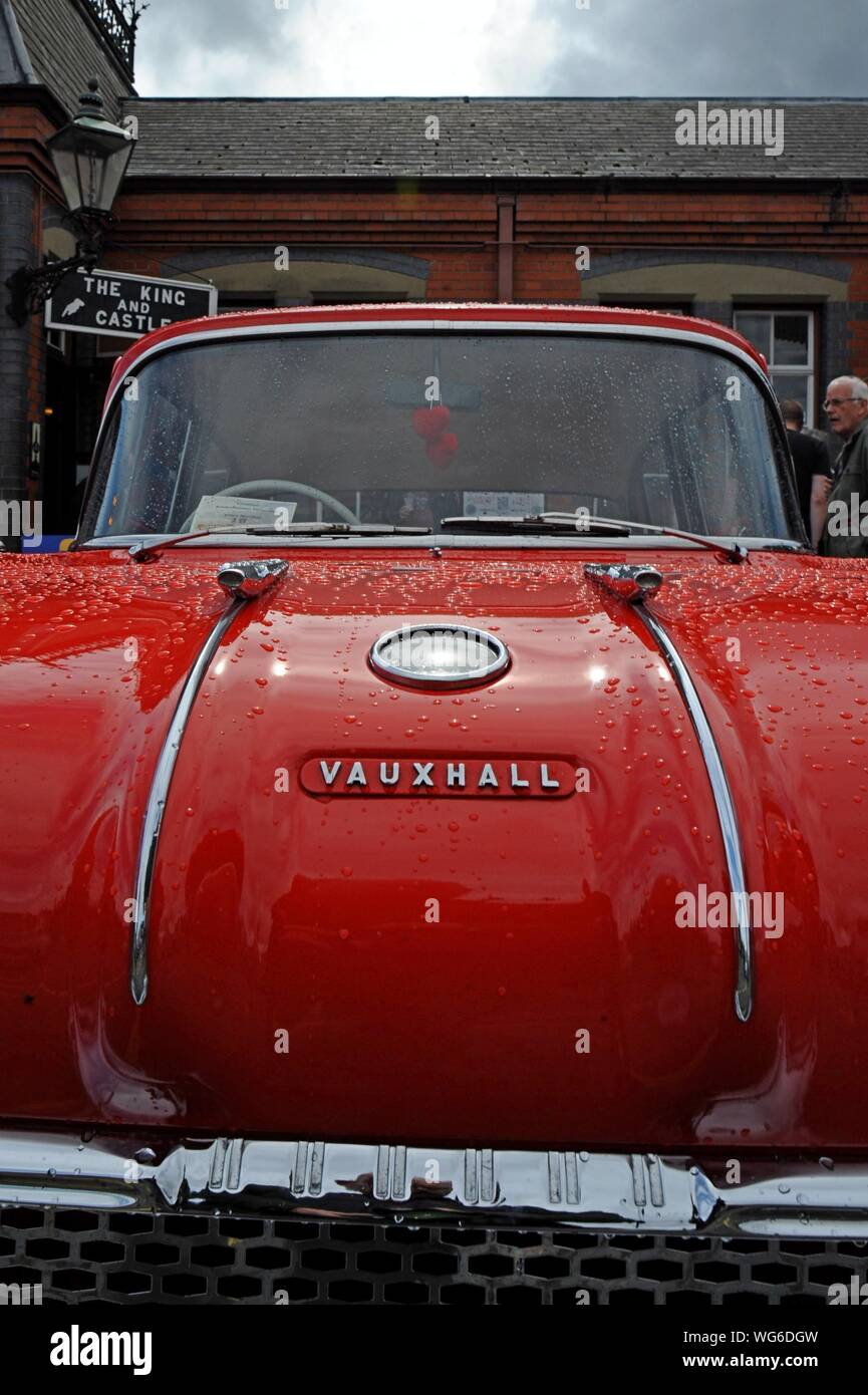 Un 1957 Vauxhall Victor F series saloon sur l'affichage à la Severn Valley Railway classic car day, Kidderminster, 31 août 2019 Banque D'Images