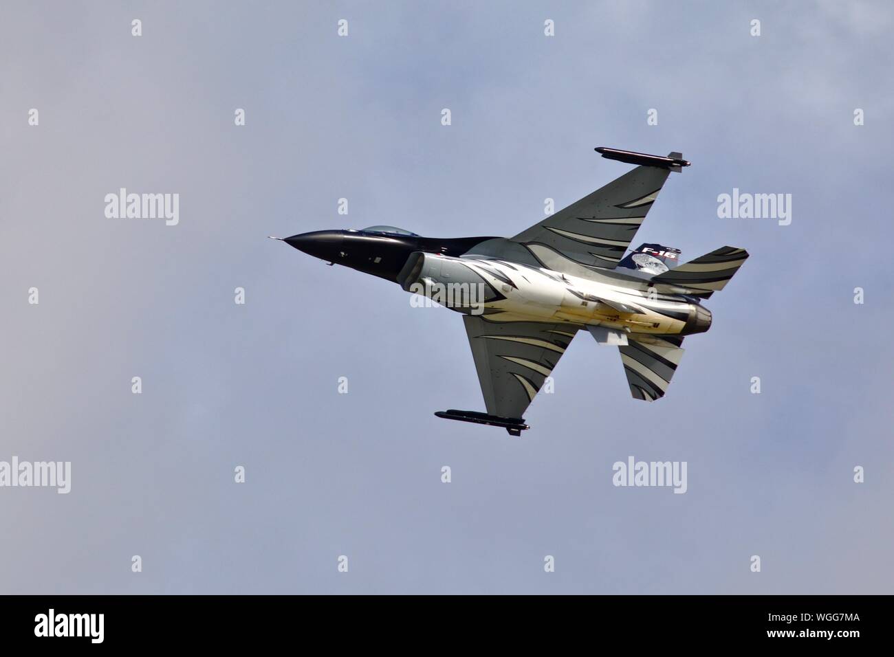 Belgian Air Force F-16 Fighting Falcon Falcon 'Dark' à la Royal International Air Tattoo 2019 Banque D'Images