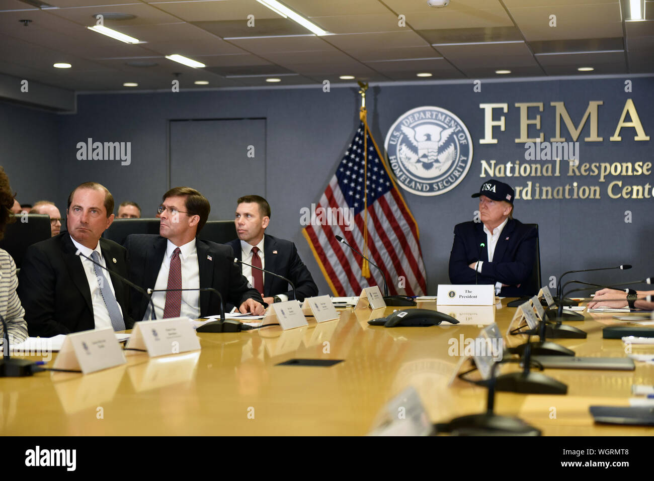 Le président Donald Trump mène un ouragan Dorian briefing à la Federal Emergency Management Agency, Washington, D.C., le 1 septembre, 2019. (U.S. La Garde nationale de l'armée photo par le Sgt. 1re classe Jim Greenhill) Banque D'Images