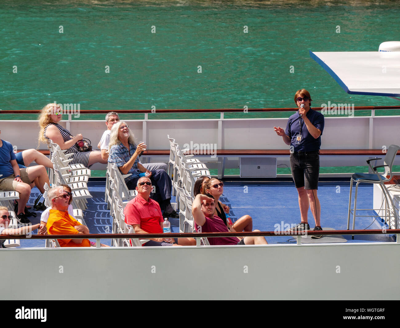 Excursions en bateau, guide, rivière de Chicago. Banque D'Images