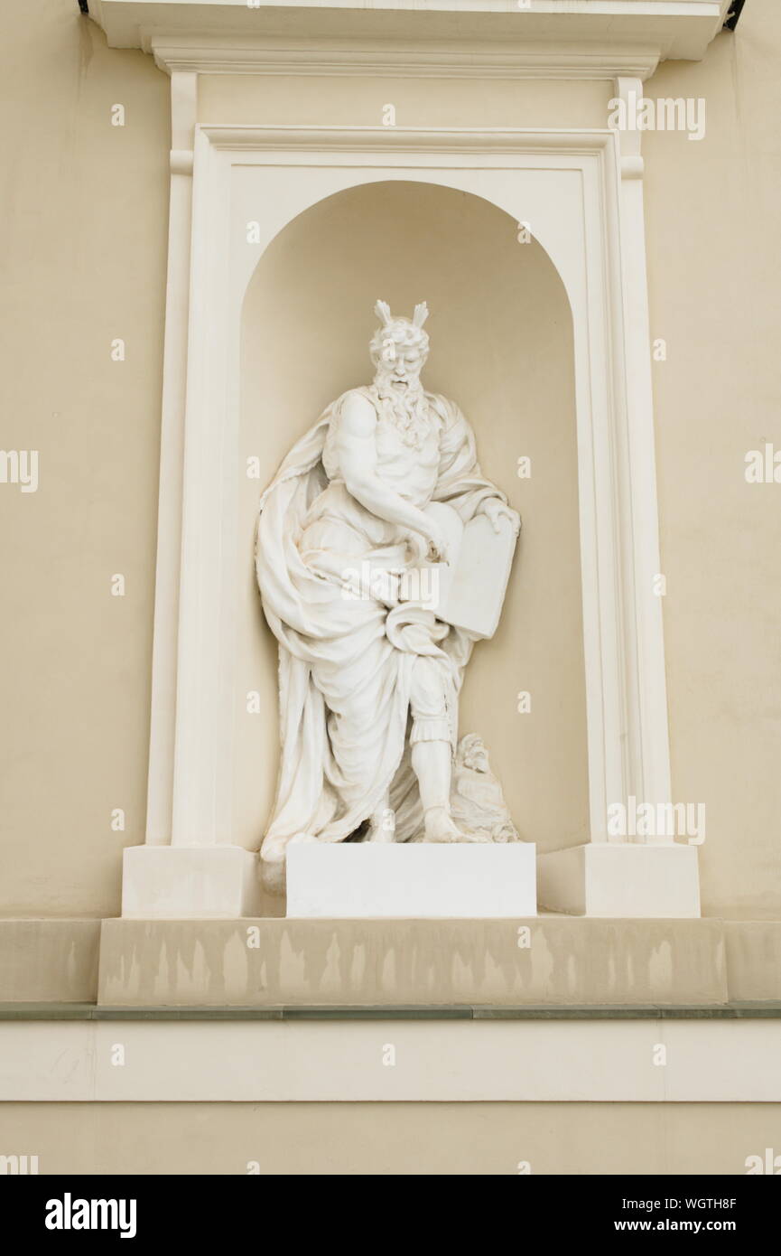Statue du prophète Moses à Vilnius, Lituanie Banque D'Images