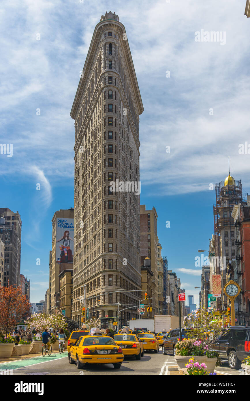 NEW YORK CITY - 15 avril : Flatiron Building le 15 avril 2013 à New York, NY. terminé en 1902, le gratte-ciel historique a été désignée ville monument je Banque D'Images