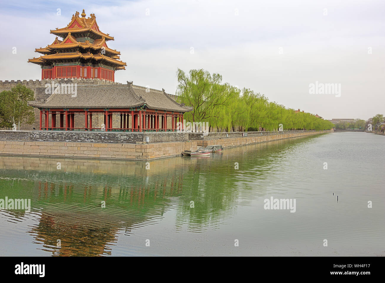 Douves et tour de l'ouest de la Cité Interdite à Beijing Banque D'Images