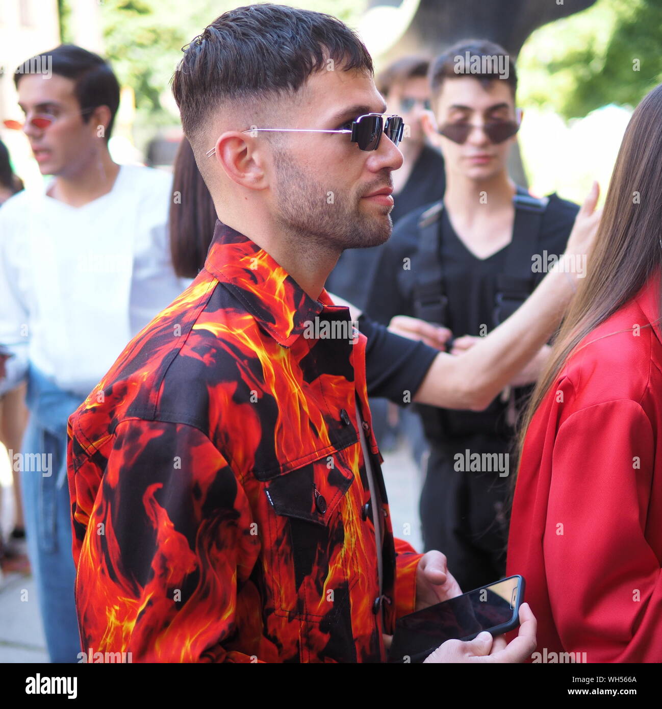 MILANO, Italie : 16 Juin 2019 : blogueurs de la mode street style tenues  après LES HOMMES fashion show Milano Fashion Week homme 2019/2020 Photo  Stock - Alamy
