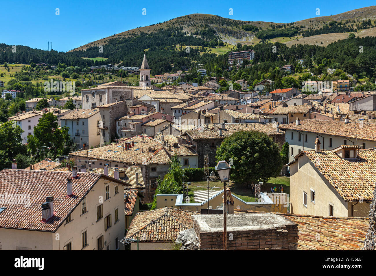 Magnifique village de montagne de Pescocostanzo, dans l'Apennin des Abruzzes Banque D'Images