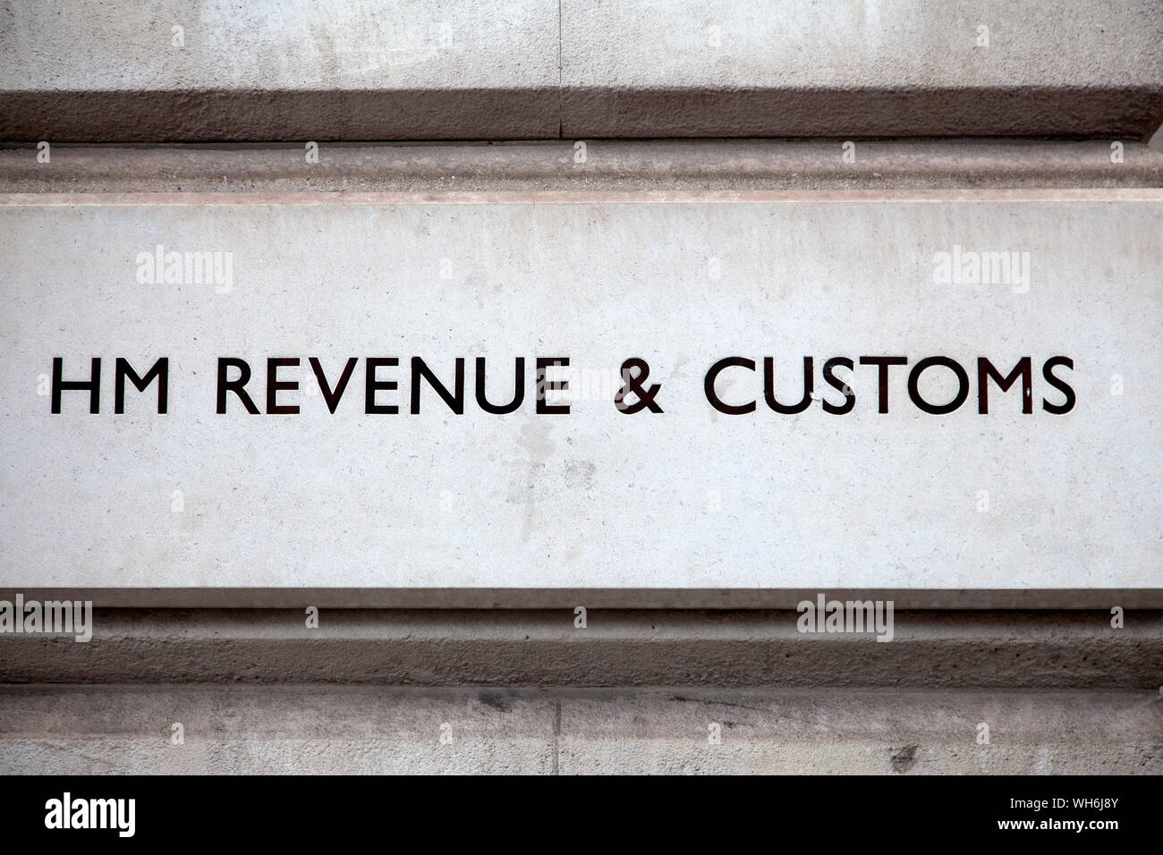 HM Revenue & Customs signer sur Whitehall, Londres UK Banque D'Images