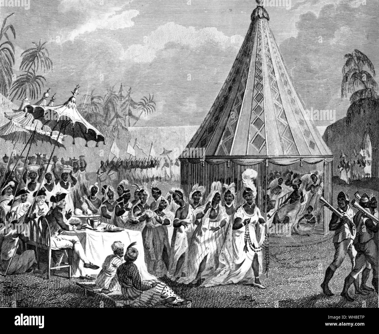 Procession publique de la femme du roi' par Francis Chesham (1749-1806). Publié dans l'histoire du Dahomey par Archibald Dalzel en 1793, page 136.. . . Défilé de la femme du roi. À partir de : 'L'histoire du Dahomey" 1793. L'Afrique. . Banque D'Images