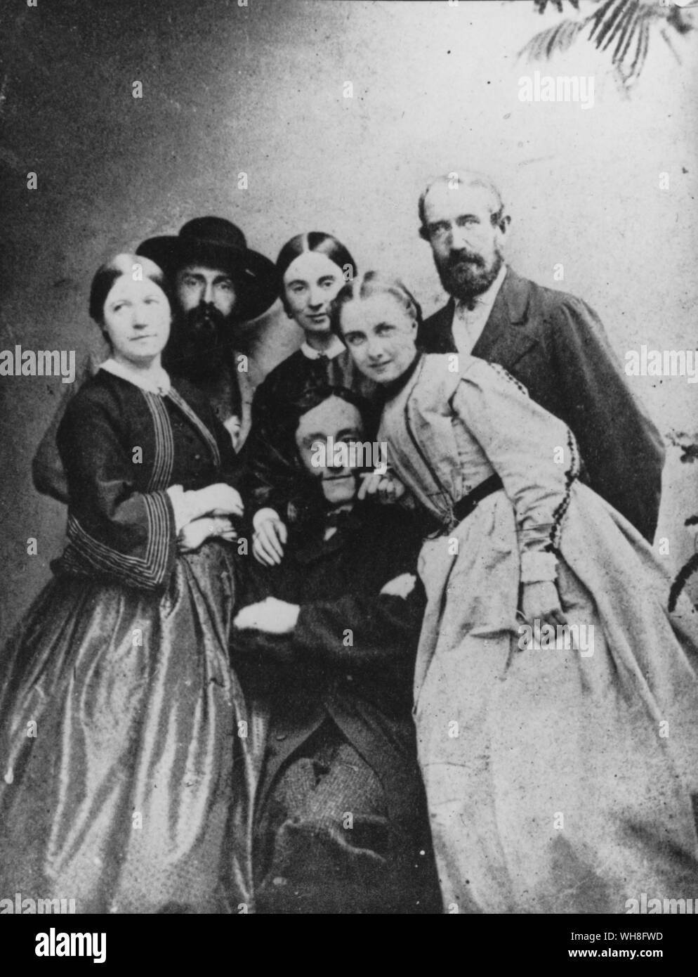 Début de photographie de George Bernard Shaw à la mère (à gauche) et le père (à droite) avec George John Vandeleur Lee au milieu. George Bernard Shaw (1856-1950) était un dramaturge irlandais et lauréat du Prix Nobel de Littérature en 1925. Le génie de Shaw à la page 24. Banque D'Images