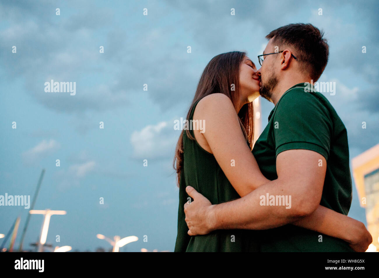 Couple Kissing Banque D'Images