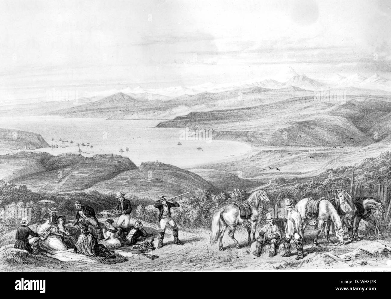 Vue sur la cordillère des Andes depuis les collines au-dessus de la baie de Valparaiso, avec le pic du volcan Aconcagua sur la droite Banque D'Images