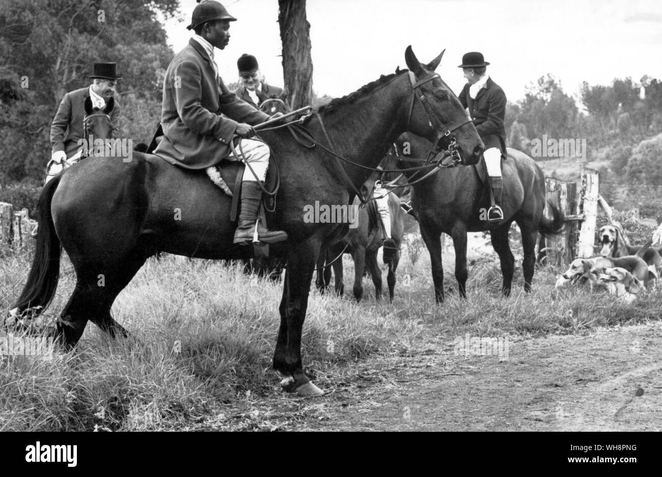 La Limuru. Au Kenya. By H.S M. Morton est devenu maître en 1965 et chassé hounds de 1968. Son premier whip est Kuniara M. Ndegwa, son deuxième, Mme Morton. Banque D'Images