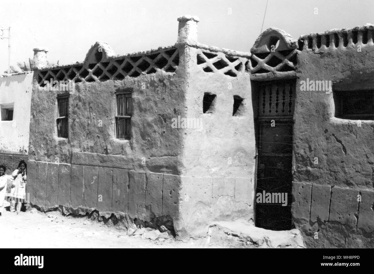 Kalabsha, l'Égypte. 'Les maisons étaient simples. Les murs étaient rendus je n'ai donc pas été en mesure de découvrir ce qu'il y avait dessous bu ils n'avaient pas l'air d'être construit de brique de boue'. Banque D'Images