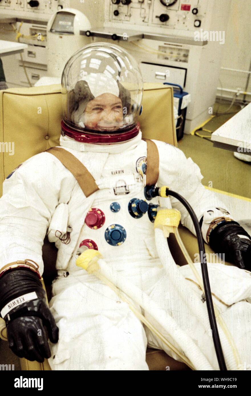 L'astronaute de l'espace. Joseph P Kerwin pour le lancement de Skylab 2 Banque D'Images