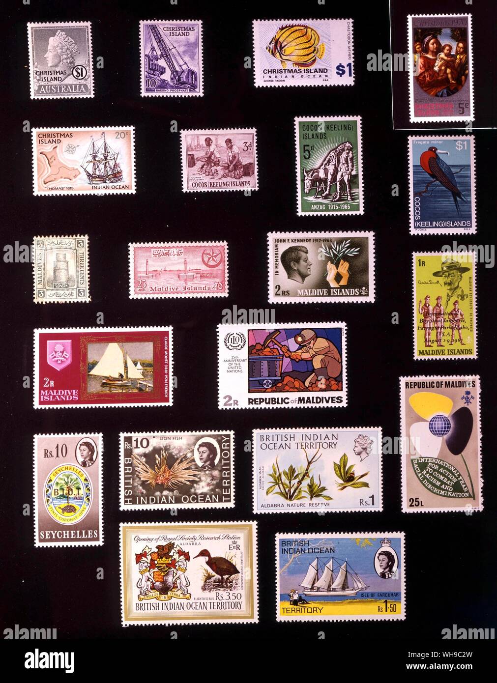 Asie - îles de l'OCÉAN INDIEN : (de gauche à droite) 1. L'île de Noël, 1 dollar, 1958, 2. L'île de Noël, 10 cents, 1963, 3. L'île de Noël, 1 dollar, 1968, 4. L'île de Noël, 5 cents, 1970, 5. L'île de Noël, 20 cents, 6. Îles Cocos, 3 pence, 1963, 7. Îles Cocos, 5 pence, 1965, 8. Îles Cocos, 1 dollar, 1979, 9. Maldives, 3 centimes, 1909, 10. Maldives, 25 larees, 1956, 11. Maldives, 2 roupies, 1965, 12. Maldives, 1 roupie, 1968, 13. Maldives, 2 roupies, 1968, 14. Maldives, 2 roupies, 1970, 15. Maldives, 25, 1971, 16 larees. British Indian Banque D'Images