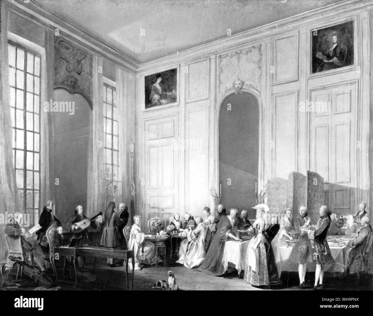 Salon de la mode de la vie à Paris n'a pas beaucoup changé au cours du règne. Un thé dans le salon du Prince de Conti en 1766 montre le président Hénault, la Marechale de Mirepoix, Jeliotte - Madame de Pompadour - maître de chant et le jeune Mozart, par Michel Barthélémy Ollivier Banque D'Images Salon de la mode de la vie à Paris n'a pas beaucoup changé au cours du règne. Un thé dans le salon du Prince de Conti en 1766 montre le président Hénault, la Marechale de Mirepoix, Jeliotte - Madame de Pompadour - maître de chant et le jeune Mozart, par Michel Barthélémy Ollivier Banque D'Images