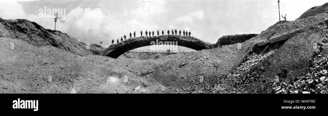 WW1/France : pont-canal sur l'Peronne-Bapaume, Juin, 1917, après les bombardements de la Somme Les batailles de l'automne 1916. Banque D'Images