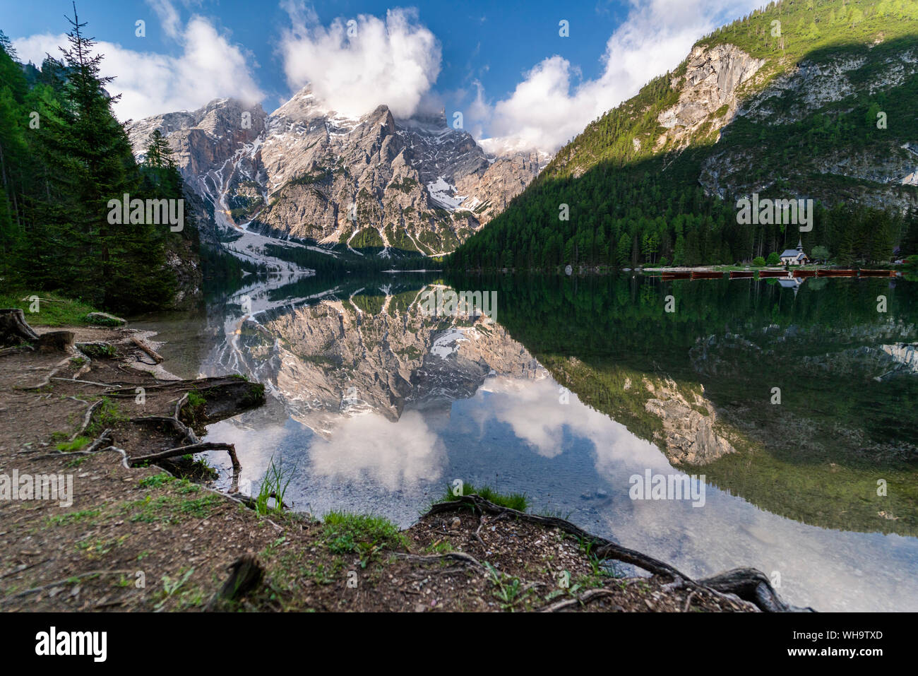 Pragser Wildsee, Braies Dolomites, Alto Adige, Italie Banque D'Images