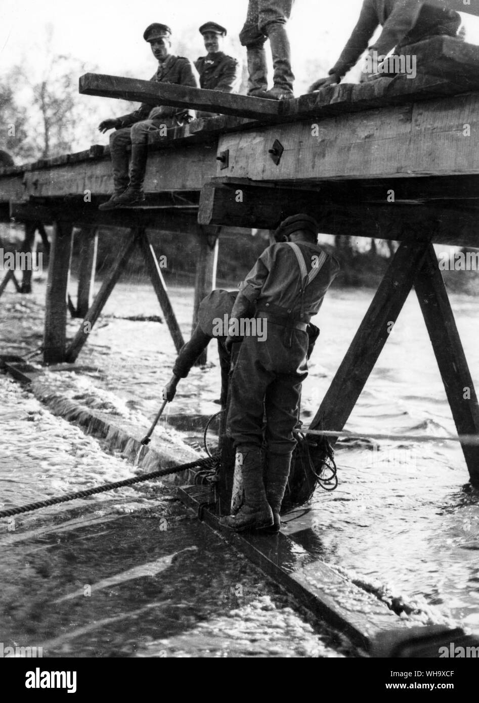 WW1/France : Les hommes des Royal Engineers, la réduction de la rivière Strouma. 1916 novembre. Banque D'Images