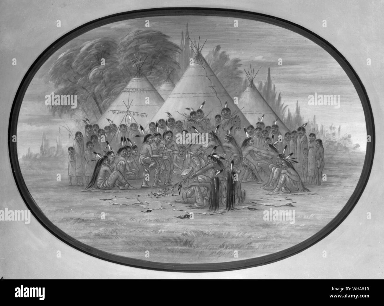 La danse du tuyau. Assiniboins par George Catlin. Assiniboins (Chippewa : u'sini, pierre' u'pwäwa «il cuisine par grillage' : 'un qui cuisine par l'utilisation de pierres.'-W. J.).. Une grande tribu Sioux, initialement constituant une partie de l'Yanktonai. Leur séparation de la tige mère, à en juger par la légère différence dialectale dans la langue, n'a pas ont largement précédé l'apparition des blancs, mais elle doit avoir eu lieu avant 1640, comme le rapport des jésuites pour l'année en question mentionne les Assiniboins comme distinctes. Le rapport de 1658 les place dans les environs du lac Alimibeg, entre le lac Supérieur et Banque D'Images