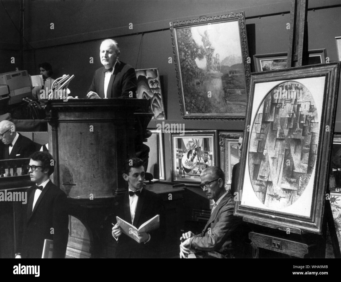 Lot 23 Picasso . La pointe de la Cite. vendu pour 125 000 livres sterling chez Sotheby's hier soir.. 24 avril 1968 Banque D'Images