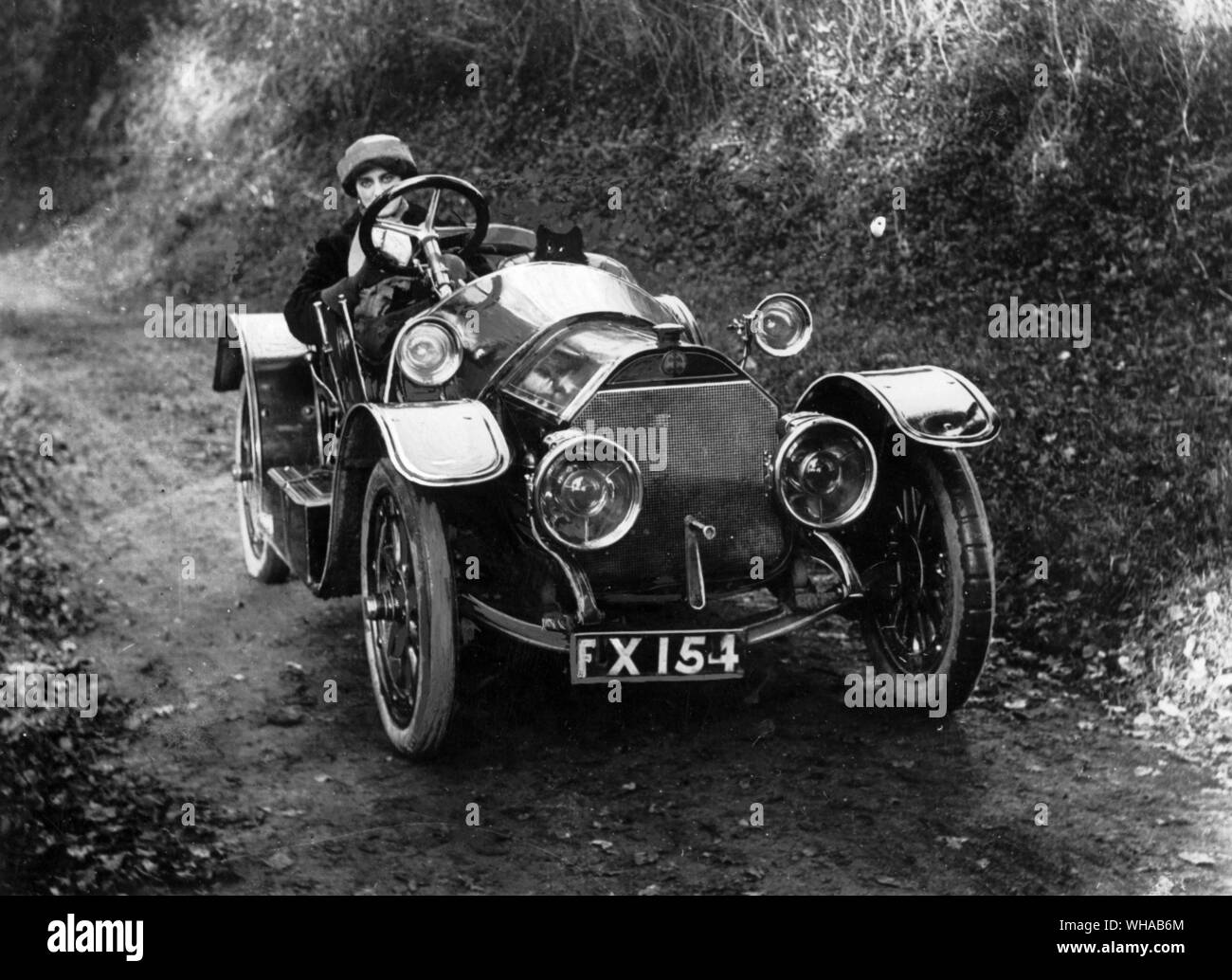 Isotta Fraschini entraînée par Mme Bradburne Dorset de l'Automobile Club. 1911 Banque D'Images