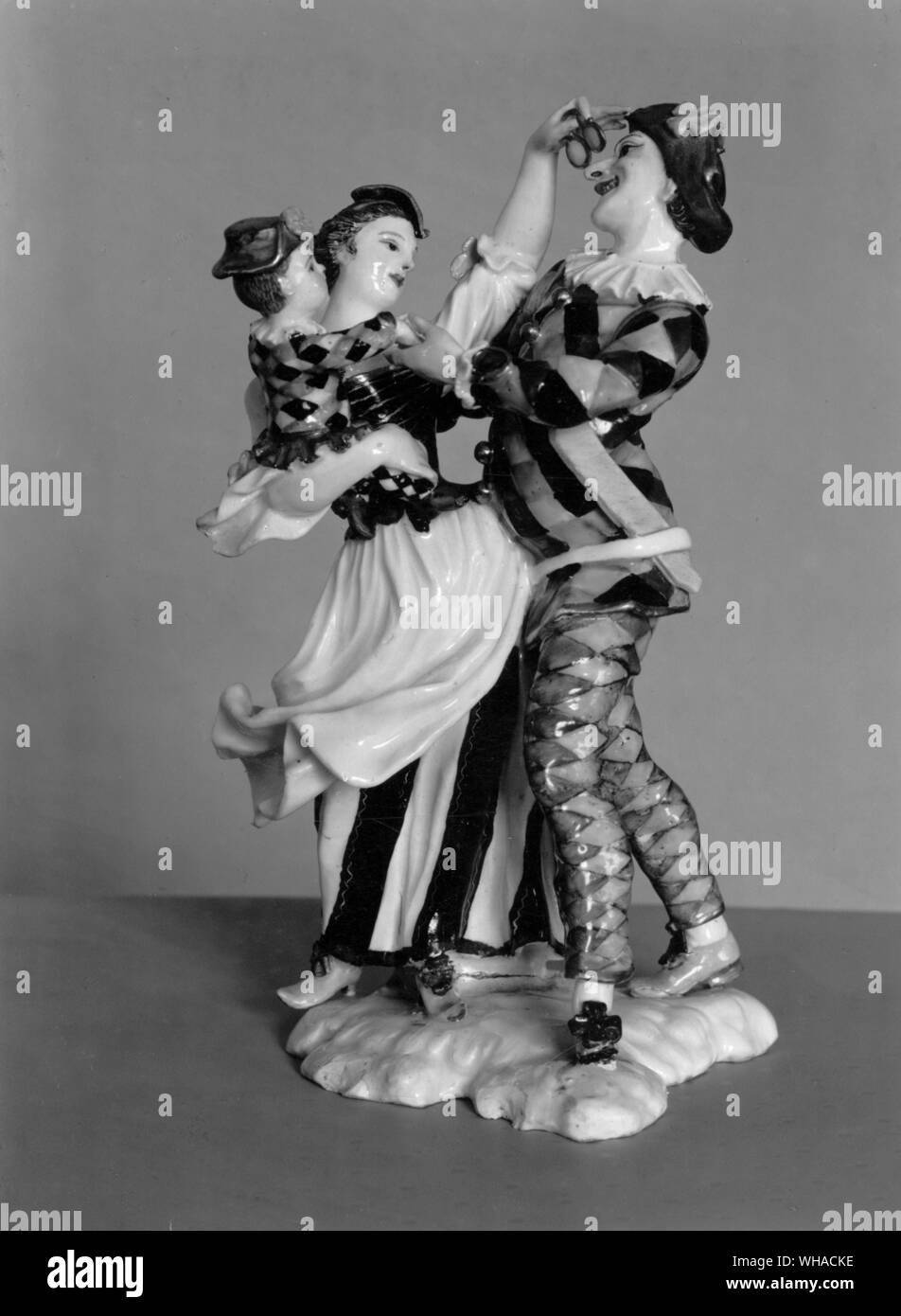 Johann Joachim Kamoler. Les arlequins & Columbine 1740 Messien en porcelaine. Banque D'Images