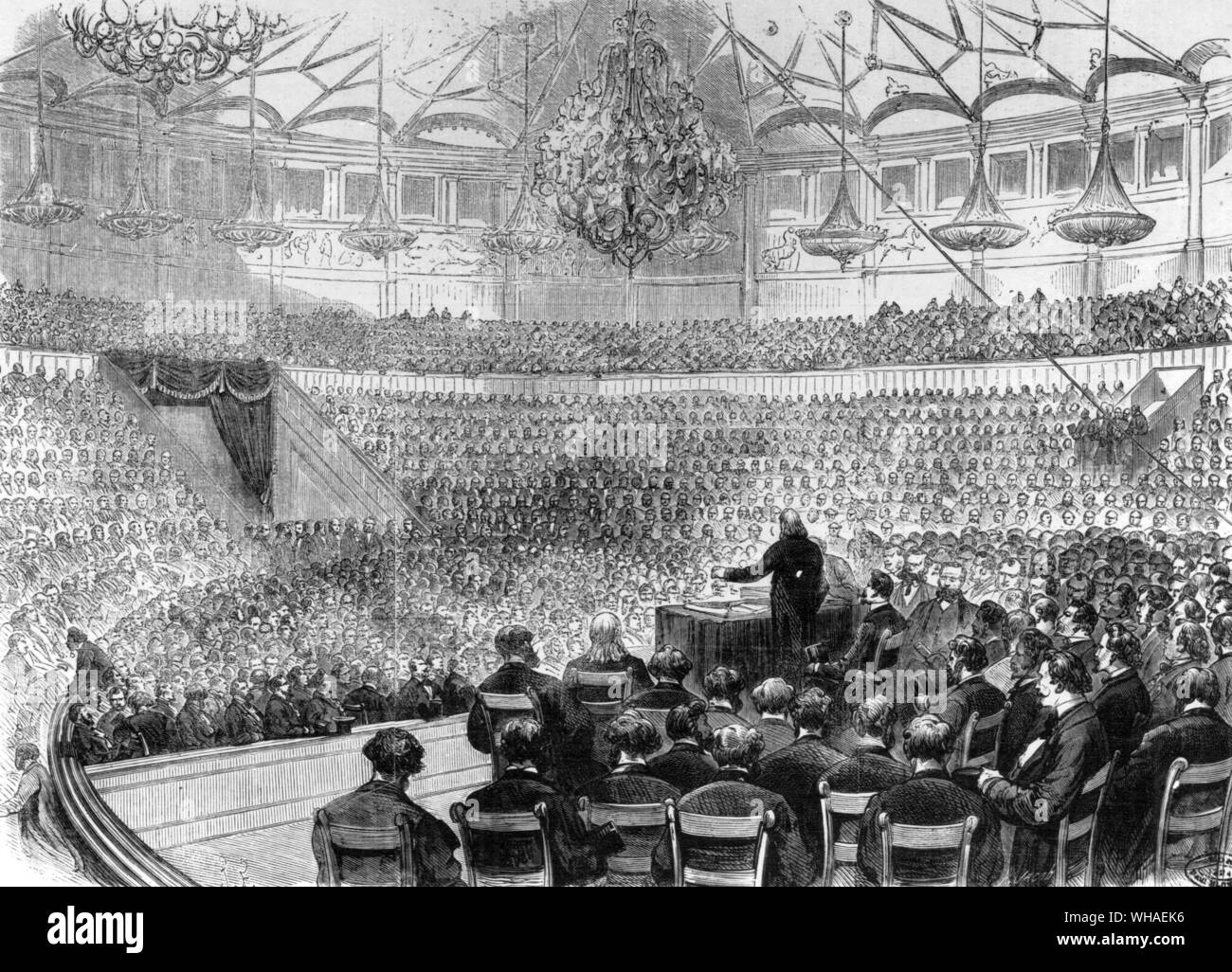 La réunion annuelle de la société de l'Union Européenne de Commerce au Cirque Napoléon. Février 1869 Banque D'Images