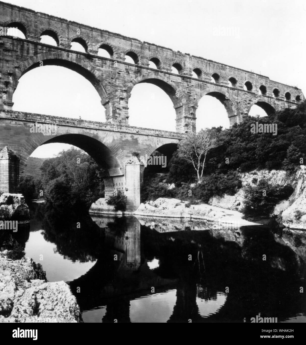 Pont du Gard à Nîmes Banque D'Images