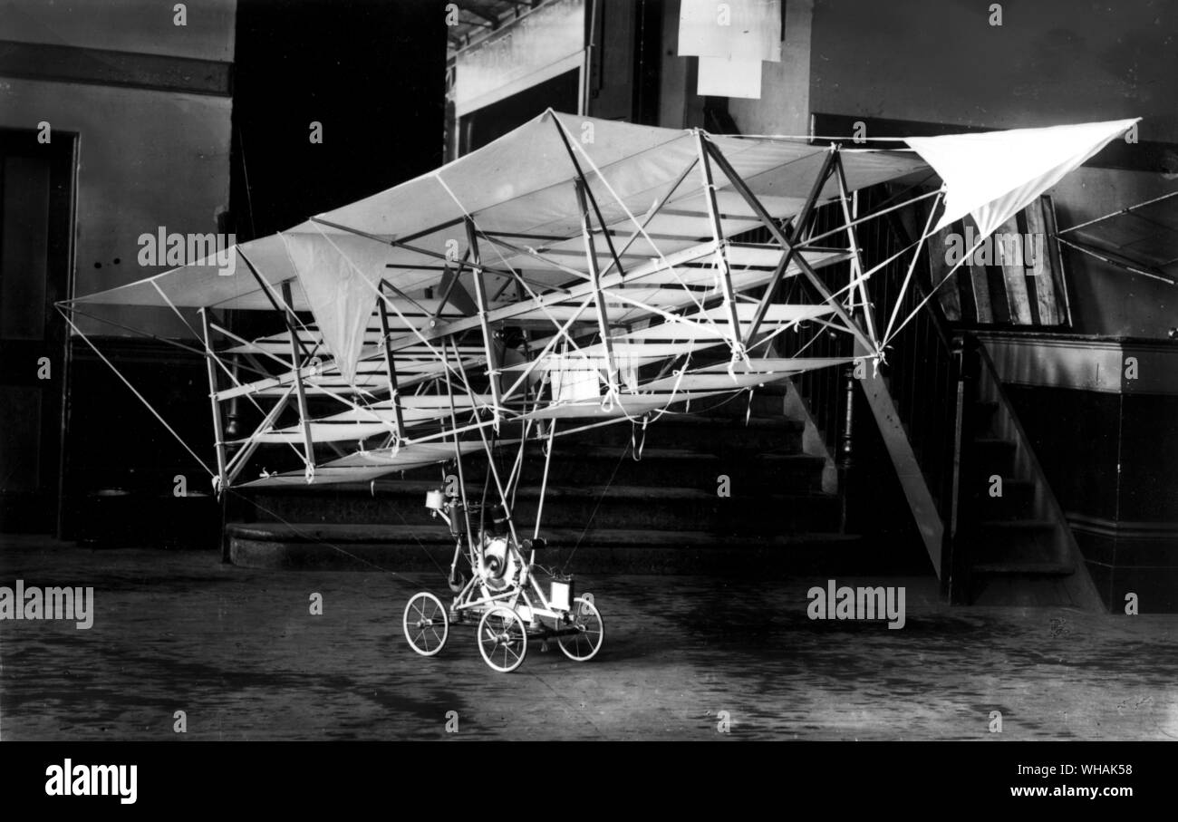 Sir Alliott Verdon Roe's ''Kay' airplane vu à une exposition à l'Agricultural Hall à Londres en 1907 Banque D'Images