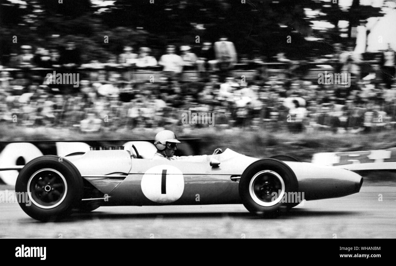 Jack Brabham 1962 racing dans la Gold Cup d'Oulton Park Banque D'Images