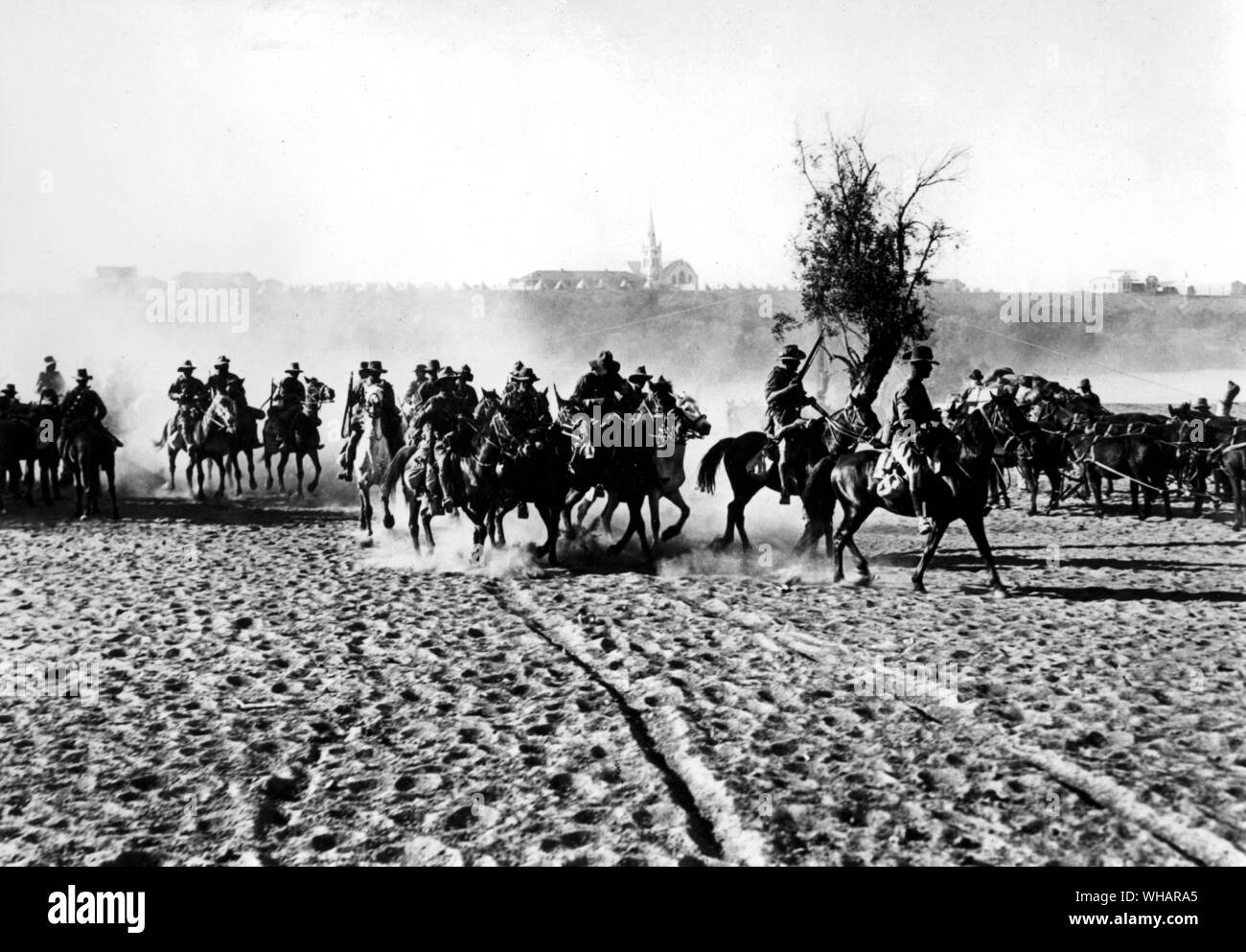Les troupes à cheval d'Afrique du Sud près de Upington, dans l'Orange River, frontière entre l'Afrique du Sud-ouest et l'Union européenne. Banque D'Images