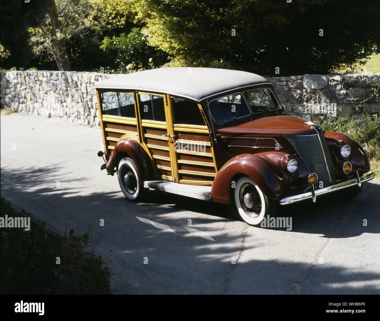 Transports Transport routier 1937. Ford Woody Station Wagon Banque D'Images