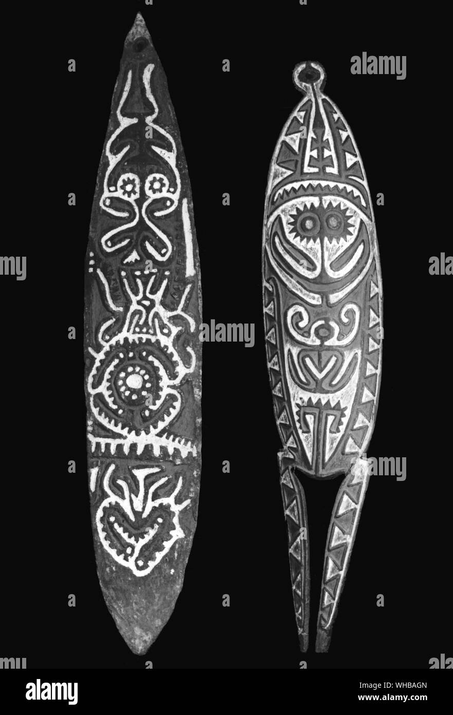 Plaque Hohao , western Elema , Golfe de Papouasie. Hauteur 33 1/2 pouces ou 85 cm. Le Buffalo Museum of Science , Buffalo , New York , USA Banque D'Images