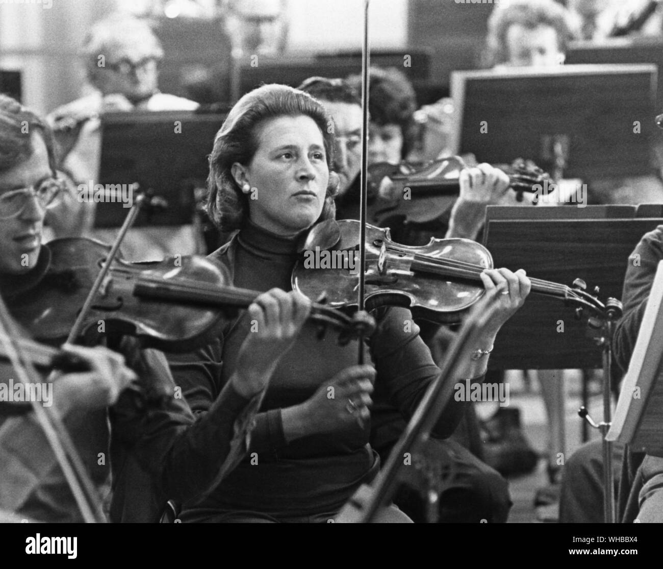 Gillian Eastwood - deuxième joueur de violon. Banque D'Images