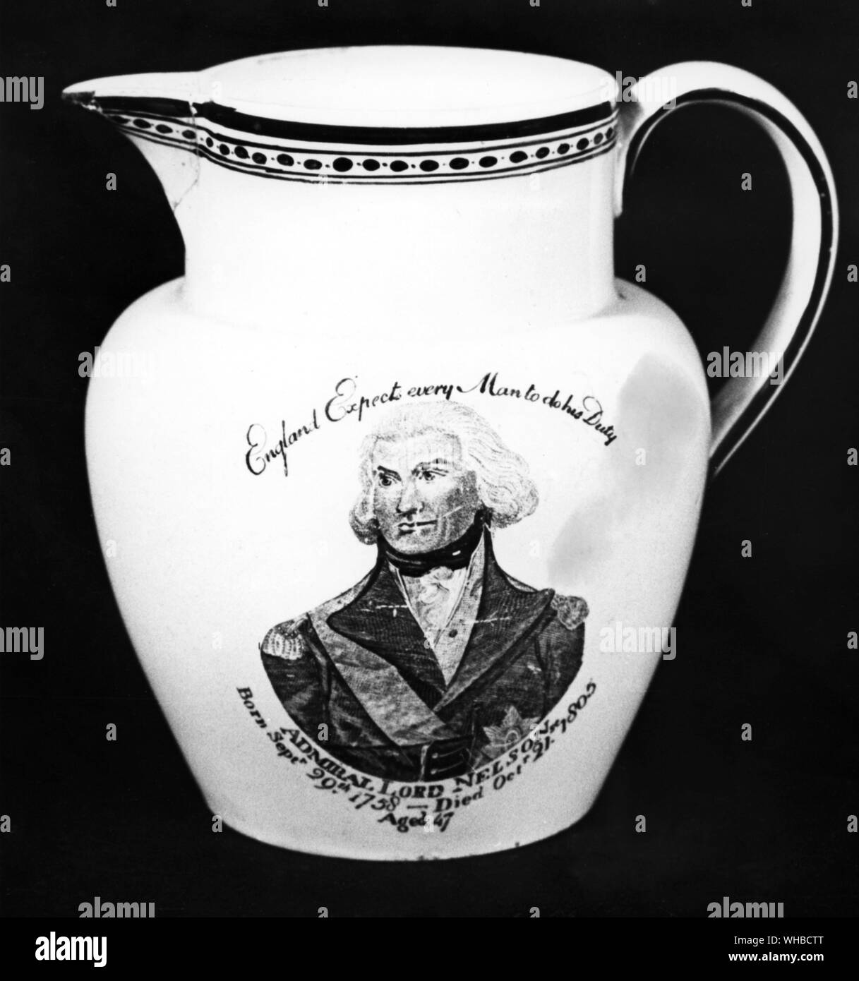 Nelson verseuse commémorative inscrit l'angleterre attend de l'homme d'accomplir son devoir Banque D'Images