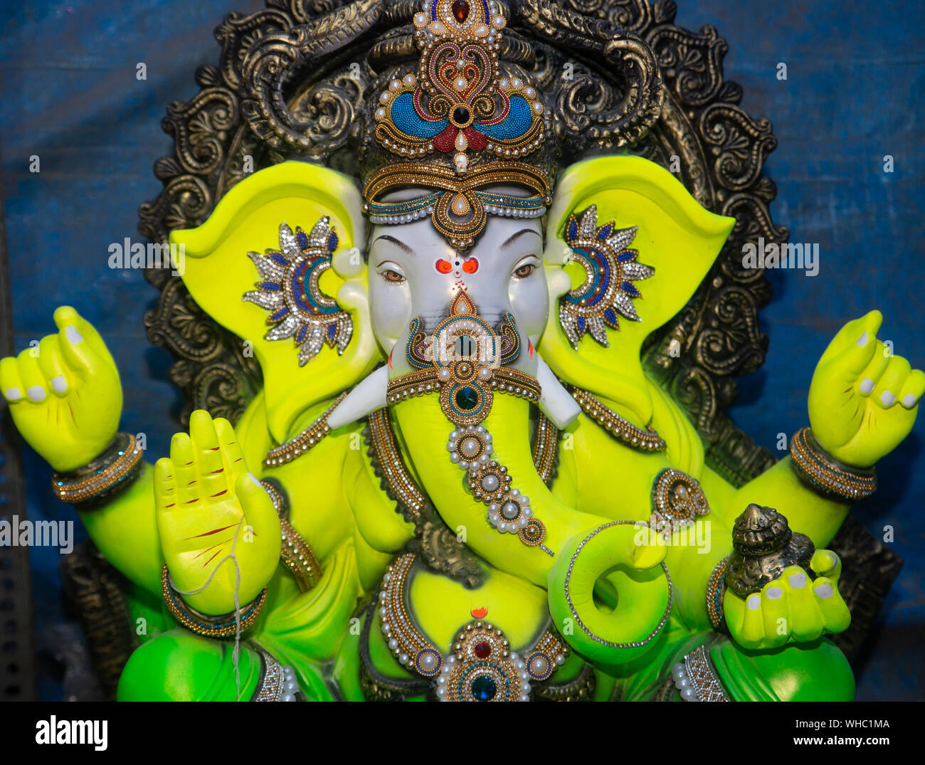 Le Dieu Ganesh idol préparation de festival en Inde Banque D'Images