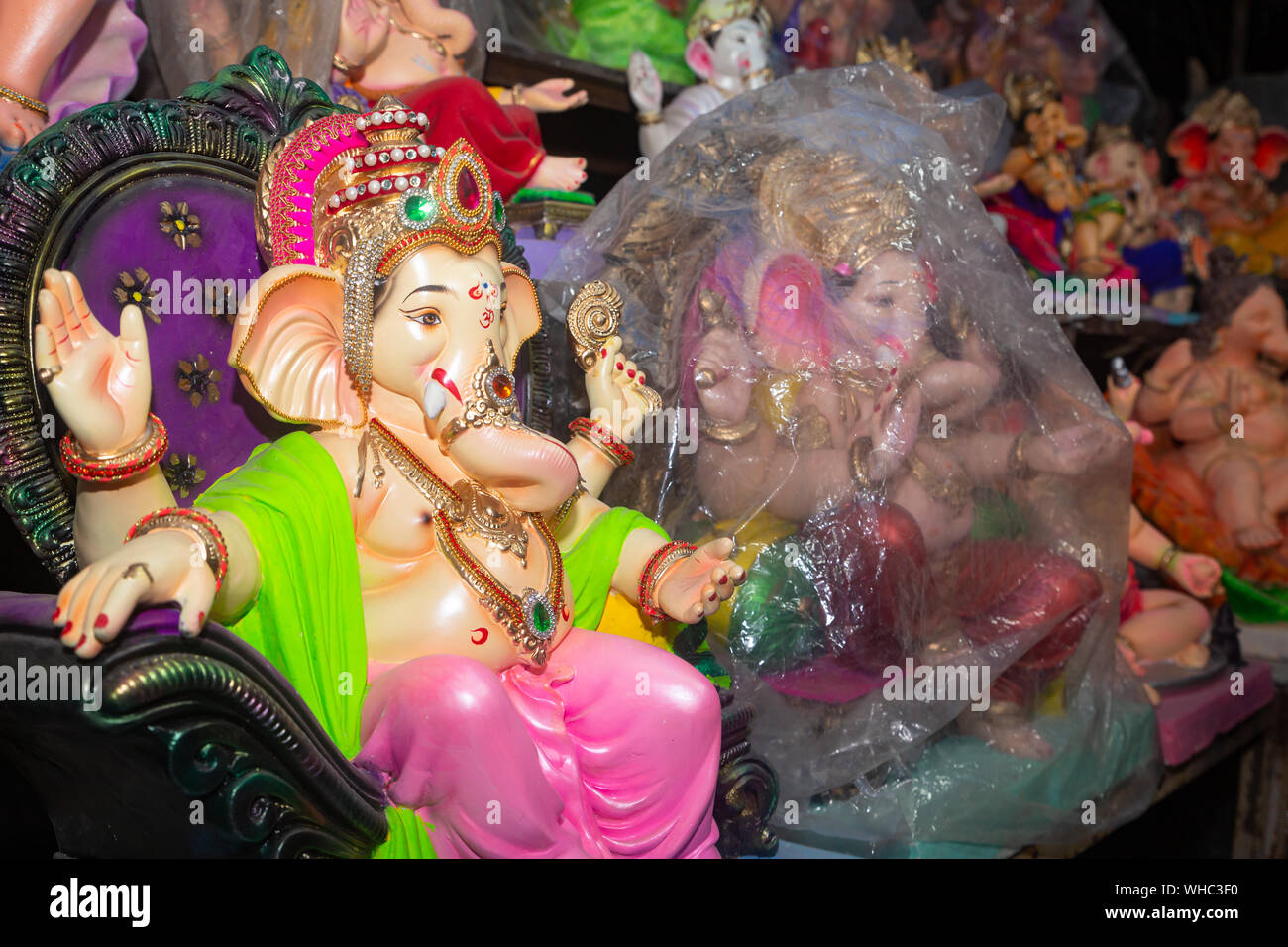 Le Dieu Ganesh idol préparation de festival en Inde Banque D'Images