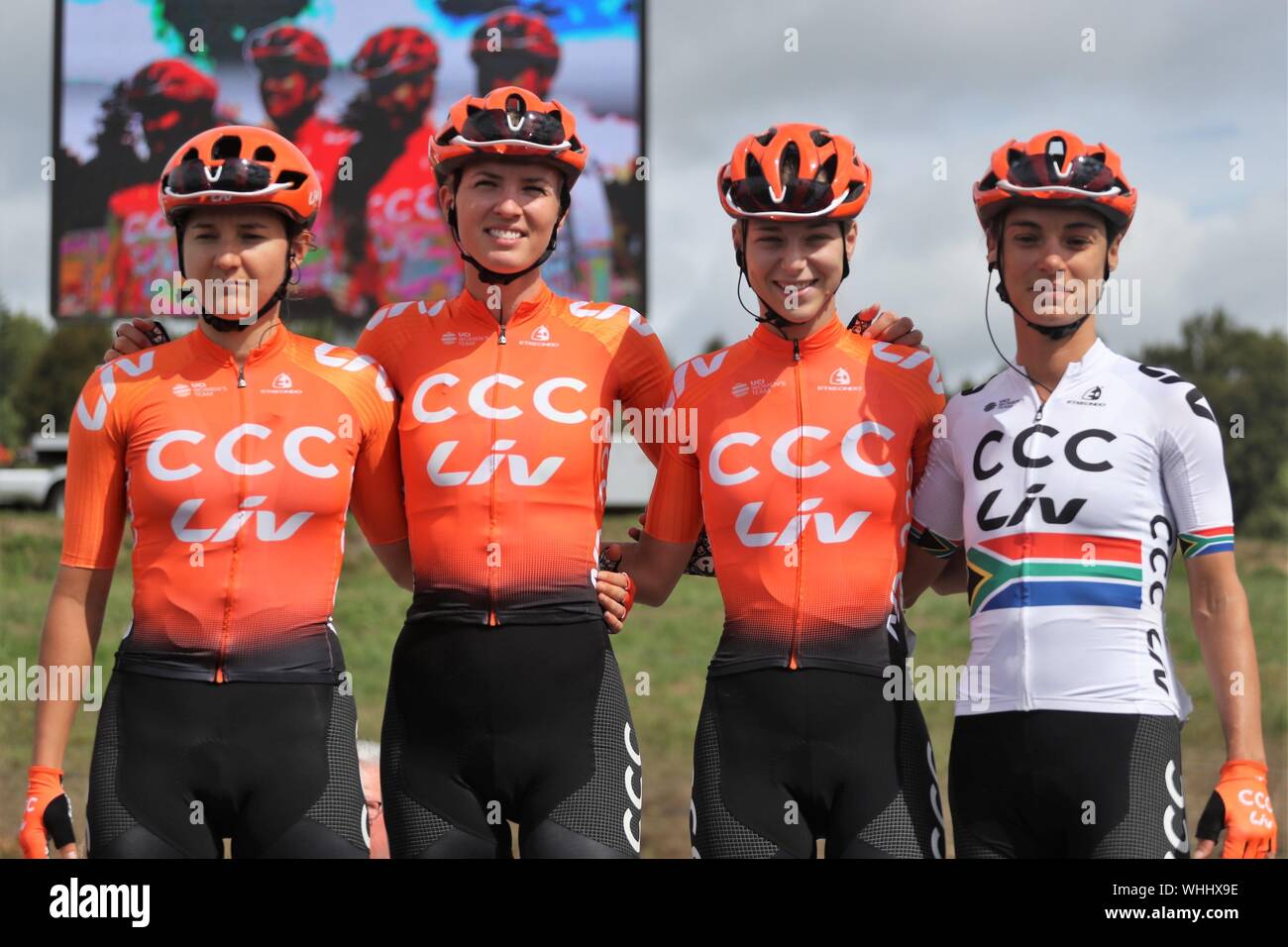 Team CCC Liv pendant le Grand Prix cycliste de Plouay Lorient