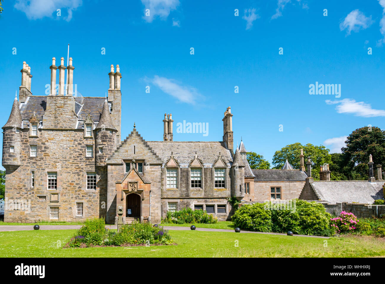 Donjon du 16ème siècle, château de Lauriston, Cramond, Édimbourg, Écosse, Royaume-Uni en soleil Banque D'Images