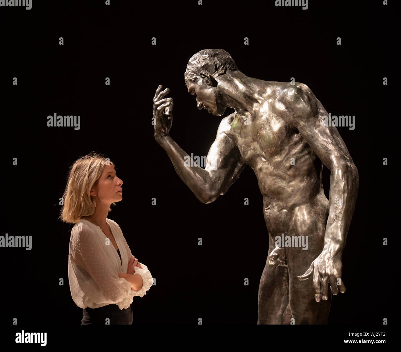 Bonhams, New Bond Street, London, UK. 3 septembre 2019. Un groupe exceptionnel de bronzes d'Auguste Rodin à partir de la collection de Sir Warwick et Dame Fairfax, l'une des familles les plus en vue de l'Australie, sur l'avis avant la vente le 10 octobre. Image : Monument de pierre de Wissant. L'un des Bourgeois de Calais : Ètude de nu monumentale pour Pierre de Wissant, assis dans le grand hall d'entrée de l'accueil de Fairfax, Fairwater. Estimation : € 400,000-600,000. Credit : Malcolm Park/Alamy Live News. Banque D'Images