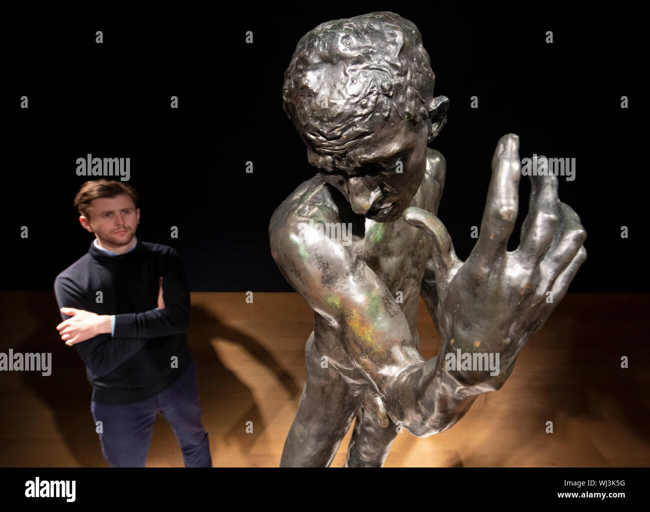 Bonhams, New Bond Street, London, UK. 3 septembre 2019. Un groupe exceptionnel de bronzes d'Auguste Rodin à partir de la collection de Sir Warwick et Dame Fairfax, l'une des familles les plus en vue de l'Australie, sur l'avis avant la vente le 10 octobre. Image : Monument de pierre de Wissant. L'un des Bourgeois de Calais : Ètude de nu monumentale pour Pierre de Wissant, assis dans le grand hall d'entrée de l'accueil de Fairfax, Fairwater. Estimation : € 400,000-600,000. Credit : Malcolm Park/Alamy Live News. Banque D'Images