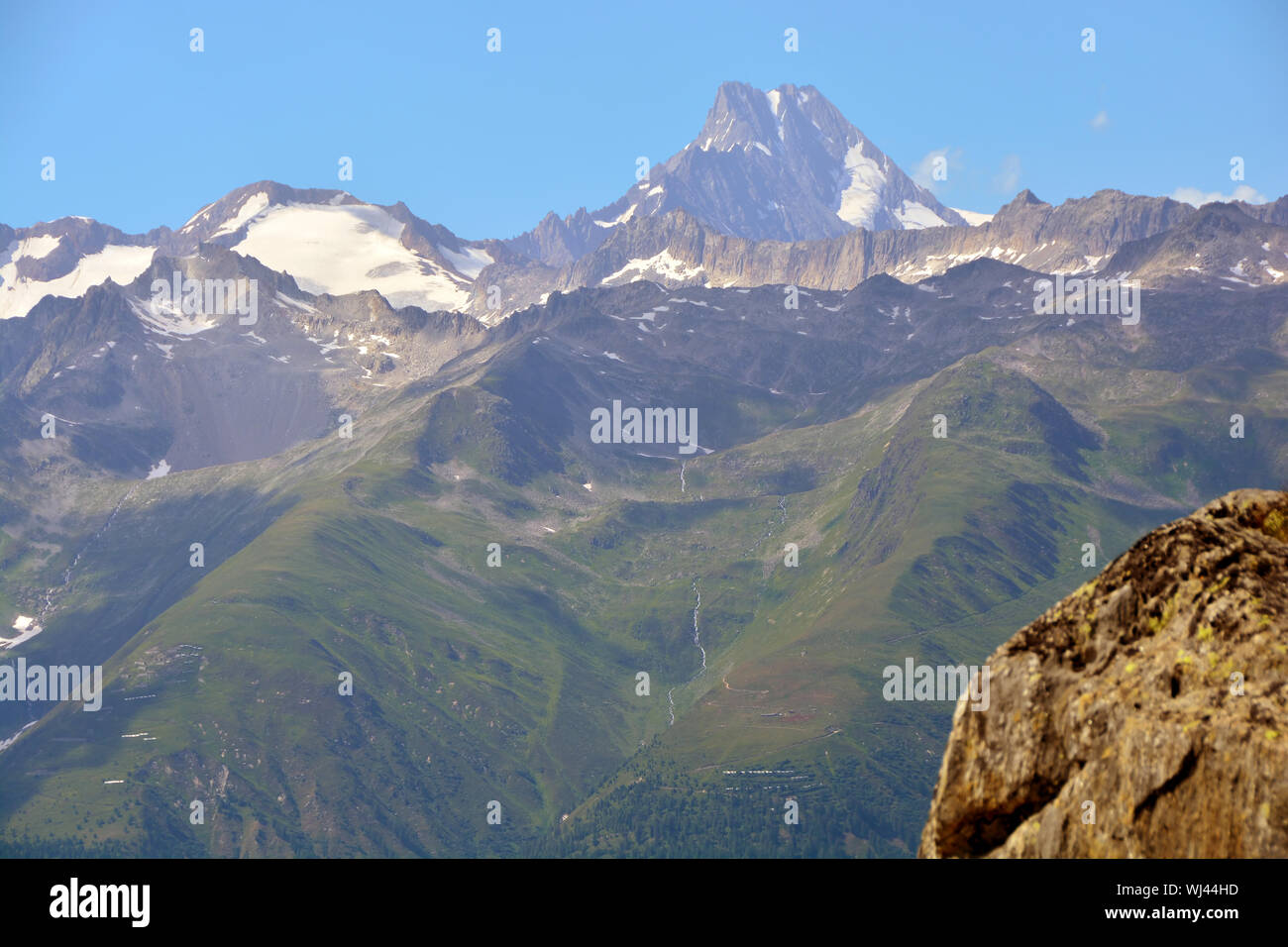Le Lauteraarhorn dans les Alpes Bernoises vue depuis le sud en Suisse Banque D'Images