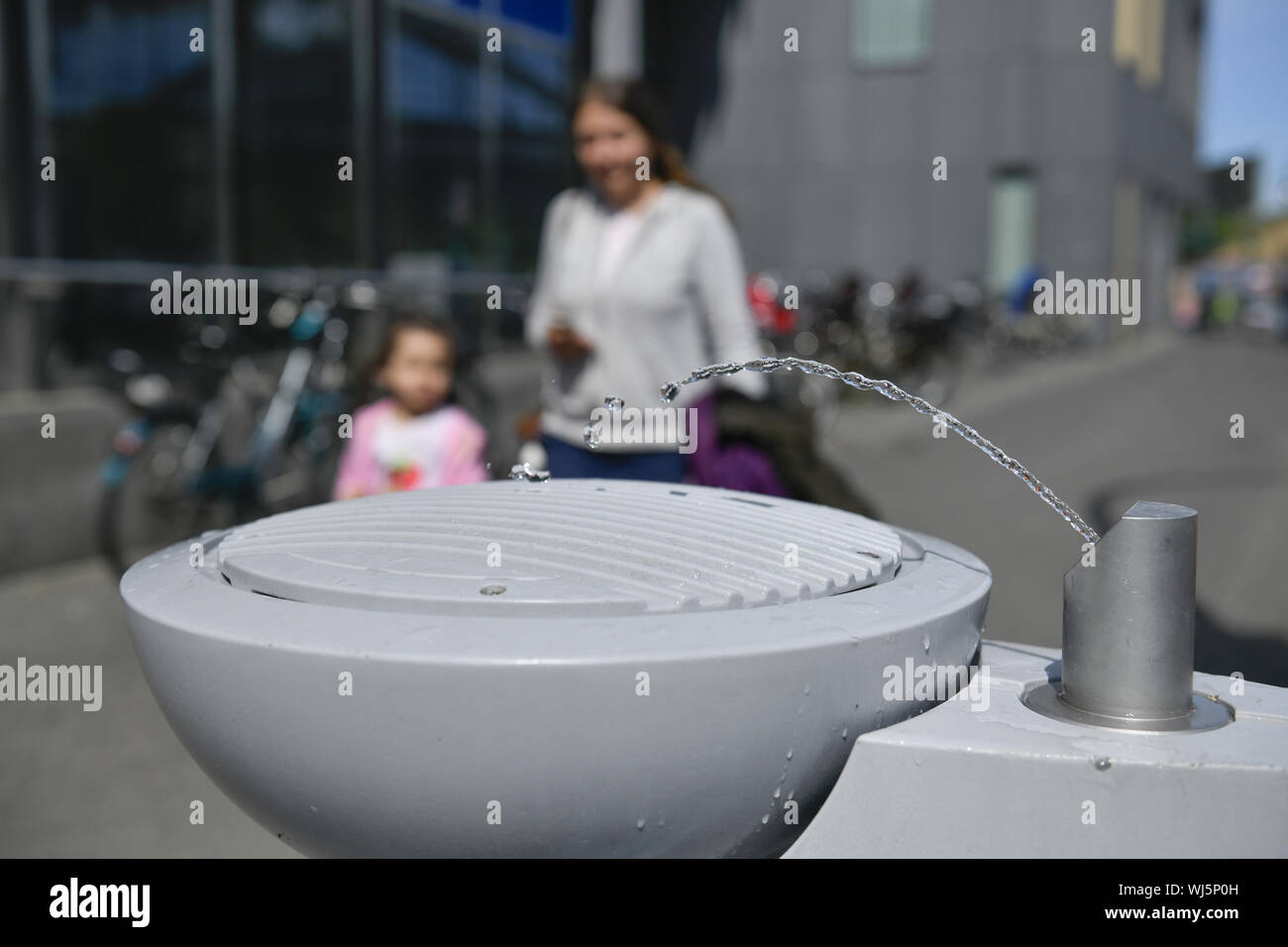 Berlin, eh bien, l'Allemagne, la soif, Florastrasse, Florastrasse, librement, lieu Garbaty, Pankow, Pankower, donateur, bien boire, boire, gratuitement, wat Banque D'Images