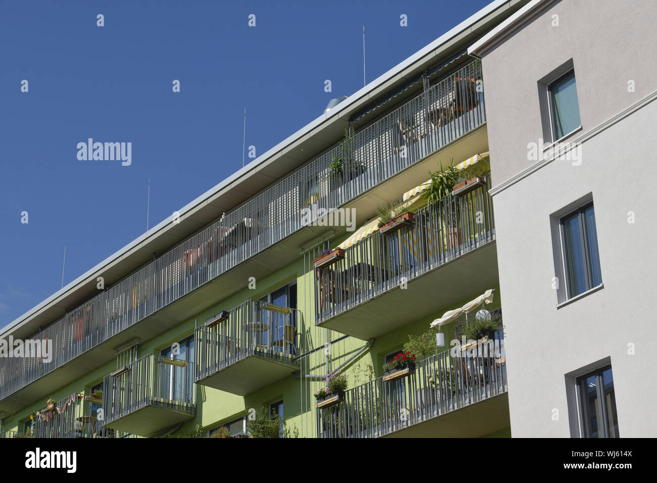 Voir, l'architecture, à l'extérieur, à l'extérieur, vue de l'extérieur, à l'extérieur vue, balcon, balcons, Berlin, le béton, l'Allemagne, Friedrich's grove cross mountain, BUI Banque D'Images